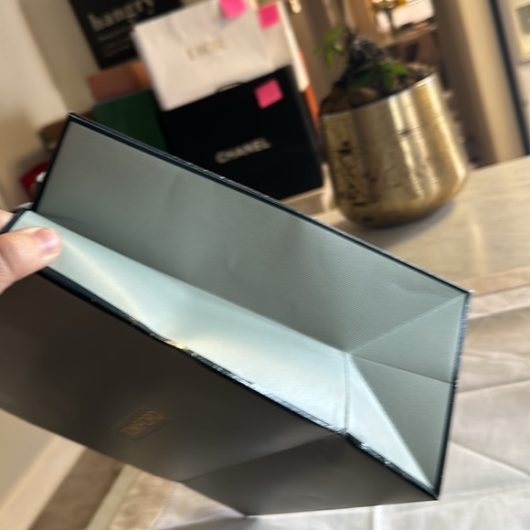 TOM FORD✨ 🌟✨Luxury Designer Bags and Boxes for Sale!✨🌟 - Picture 12 of 12